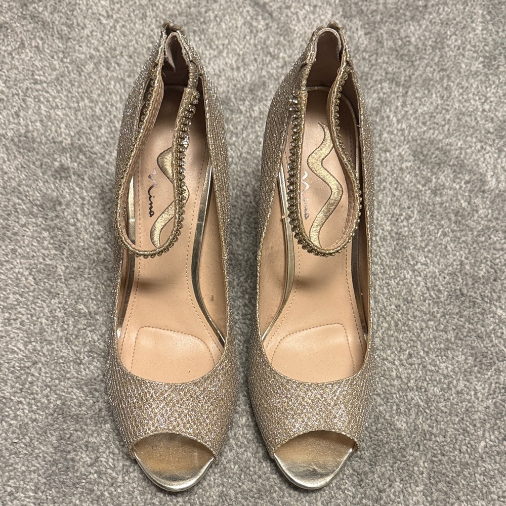Nina Elegant Gold Peep-Toe Heels